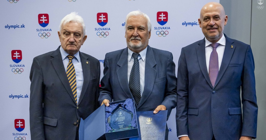 Trofej SOŠV pre organizátorov Banskobystrickej latky